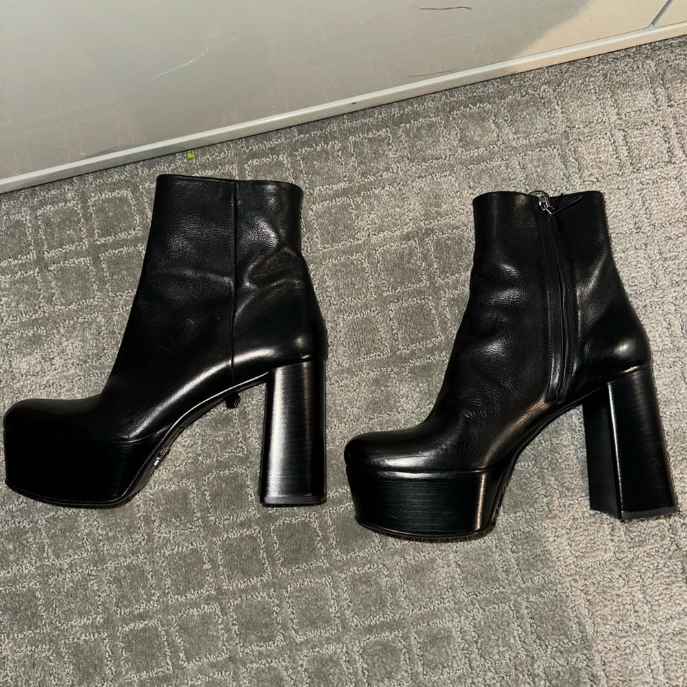 Prada leather platform ankle boots size 39